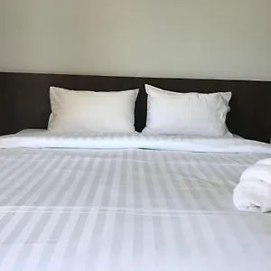 G-han Apartment Nai Yang